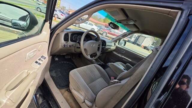2005 Toyota Tundra in Cartersville, GA 30120 - 18104219 6