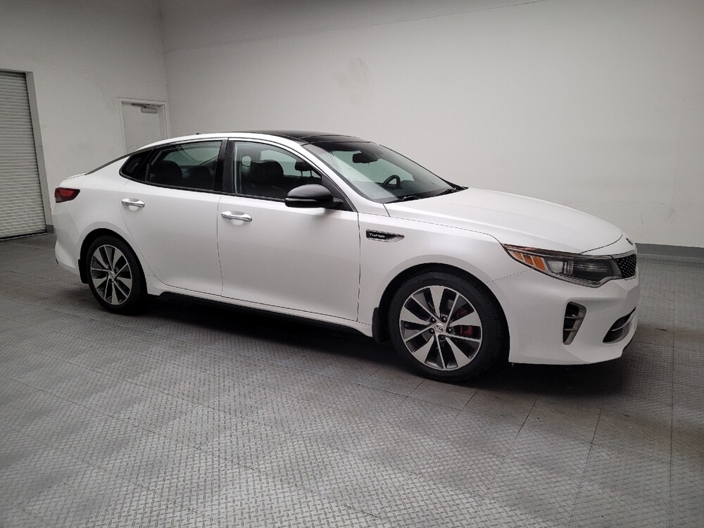 2016 Kia Optima in Riverside, CA 92504 - 18104227 11