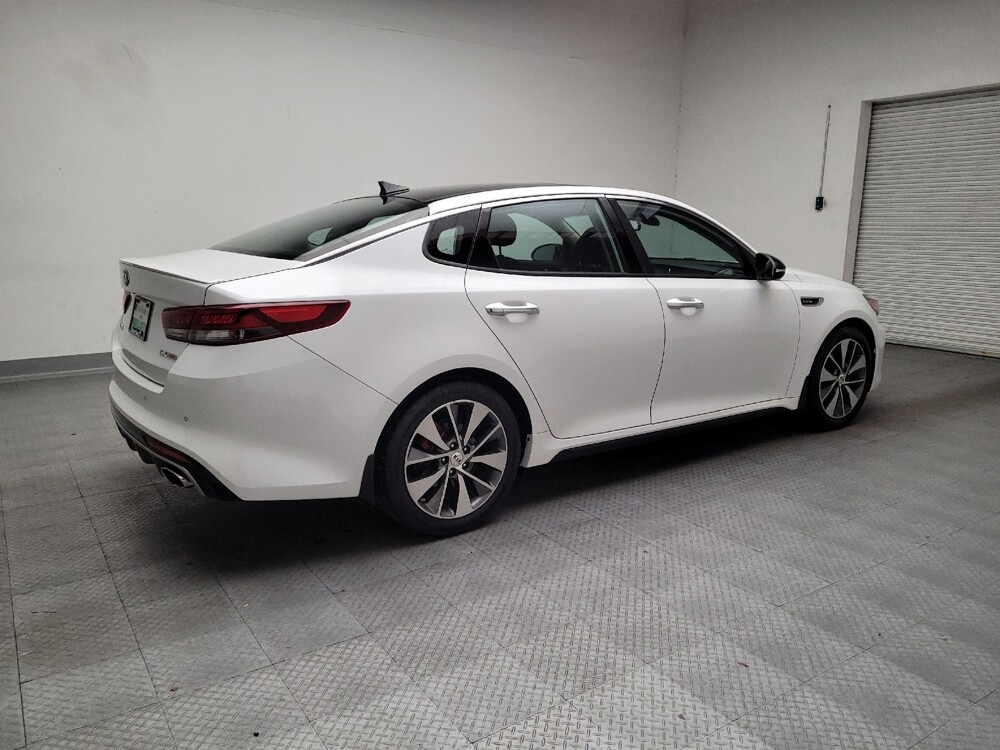 2016 Kia Optima in Riverside, CA 92504 - 18104227 10