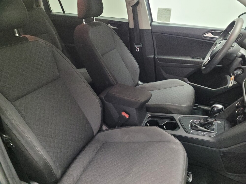 2018 Volkswagen Tiguan in Downey, CA 90241 - 18104234 21