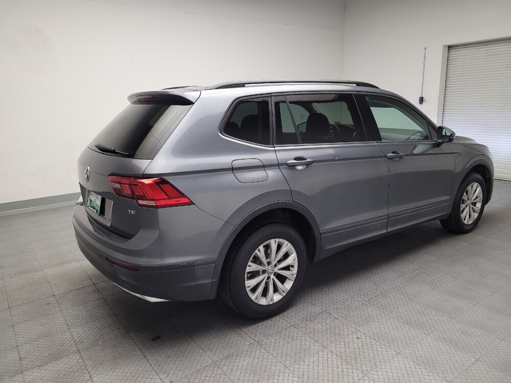 2018 Volkswagen Tiguan in Downey, CA 90241 - 18104234 9