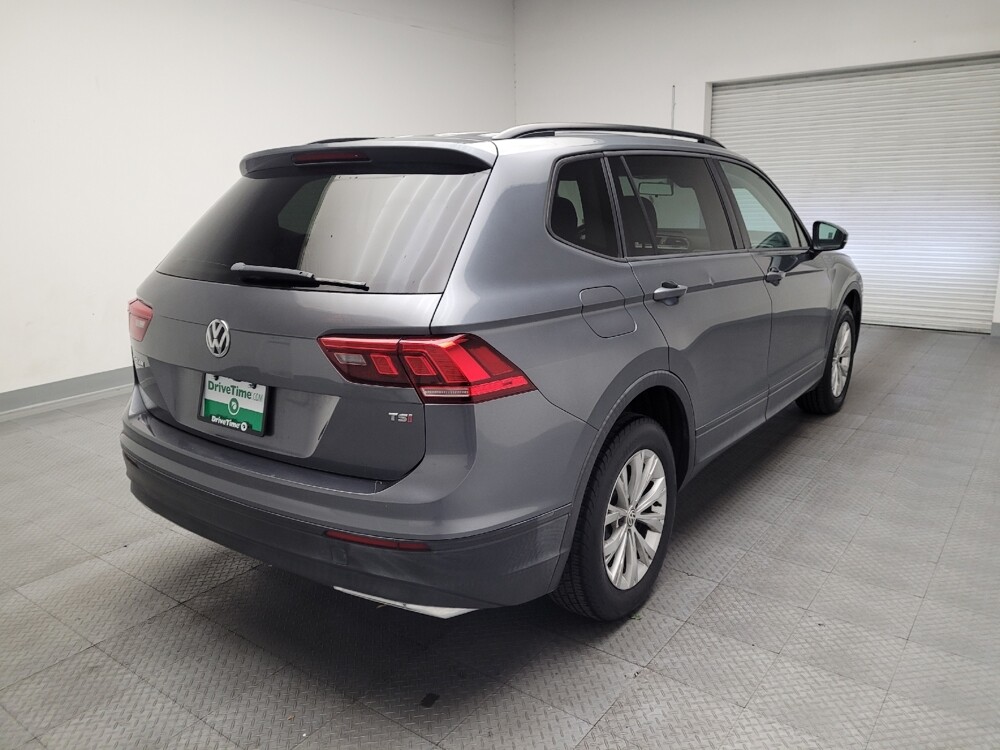 2018 Volkswagen Tiguan in Downey, CA 90241 - 18104234 7