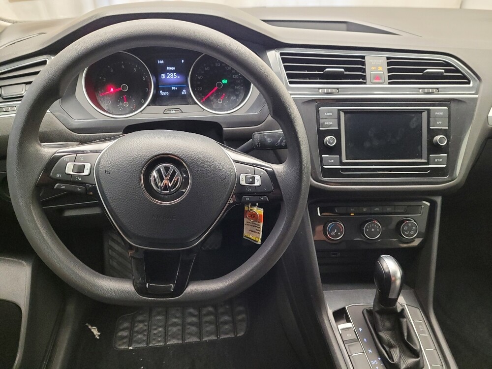 2018 Volkswagen Tiguan in Downey, CA 90241 - 18104234 22