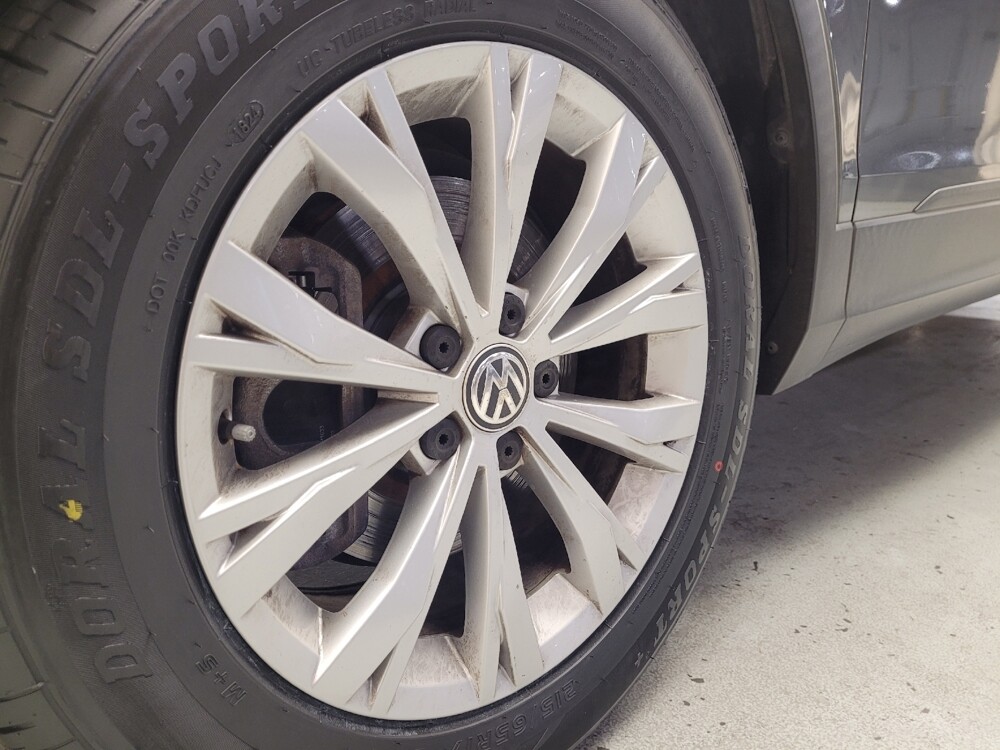 2018 Volkswagen Tiguan in Downey, CA 90241 - 18104234 31