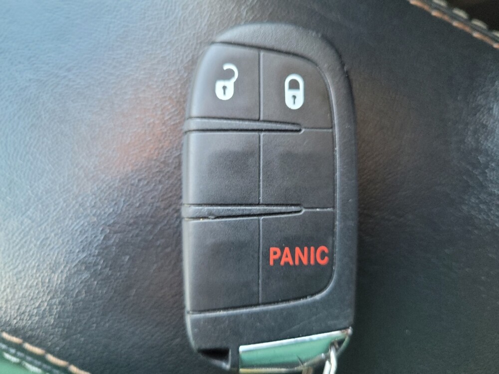 2019 Jeep Compass in Montclair, CA 91763 - 18104238 32