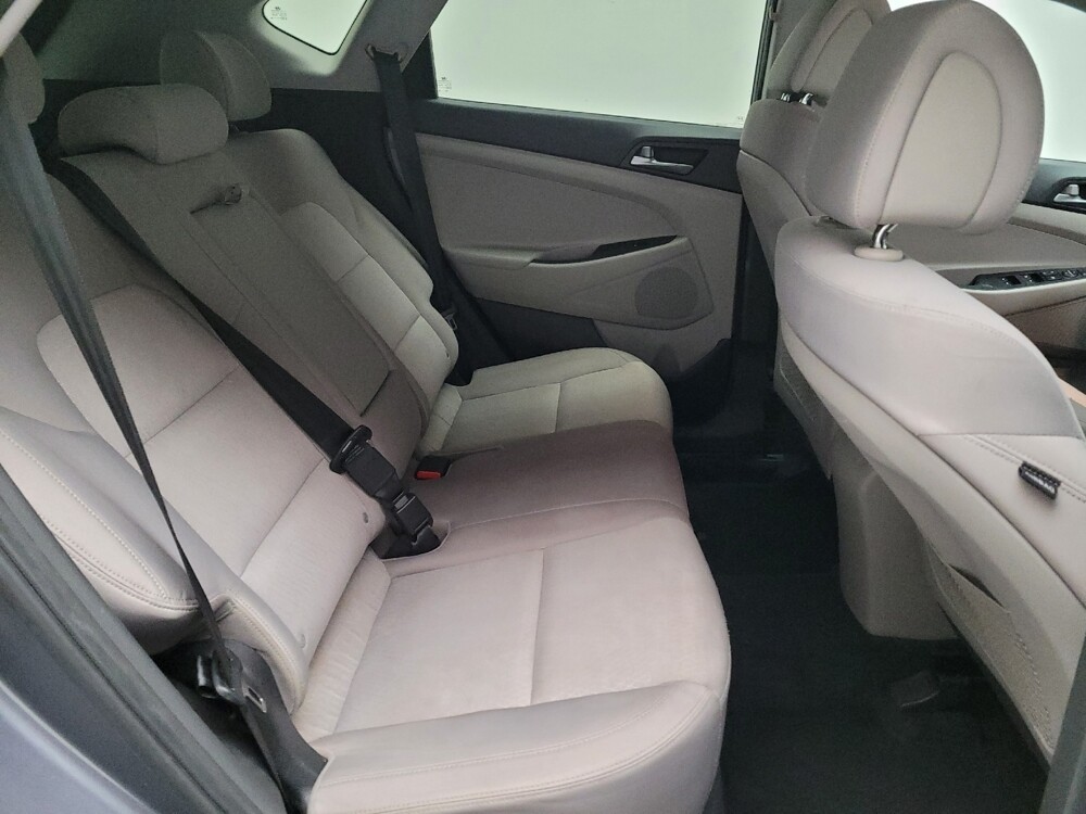 2016 Hyundai Tucson in Downey, CA 90241 - 18104239 19
