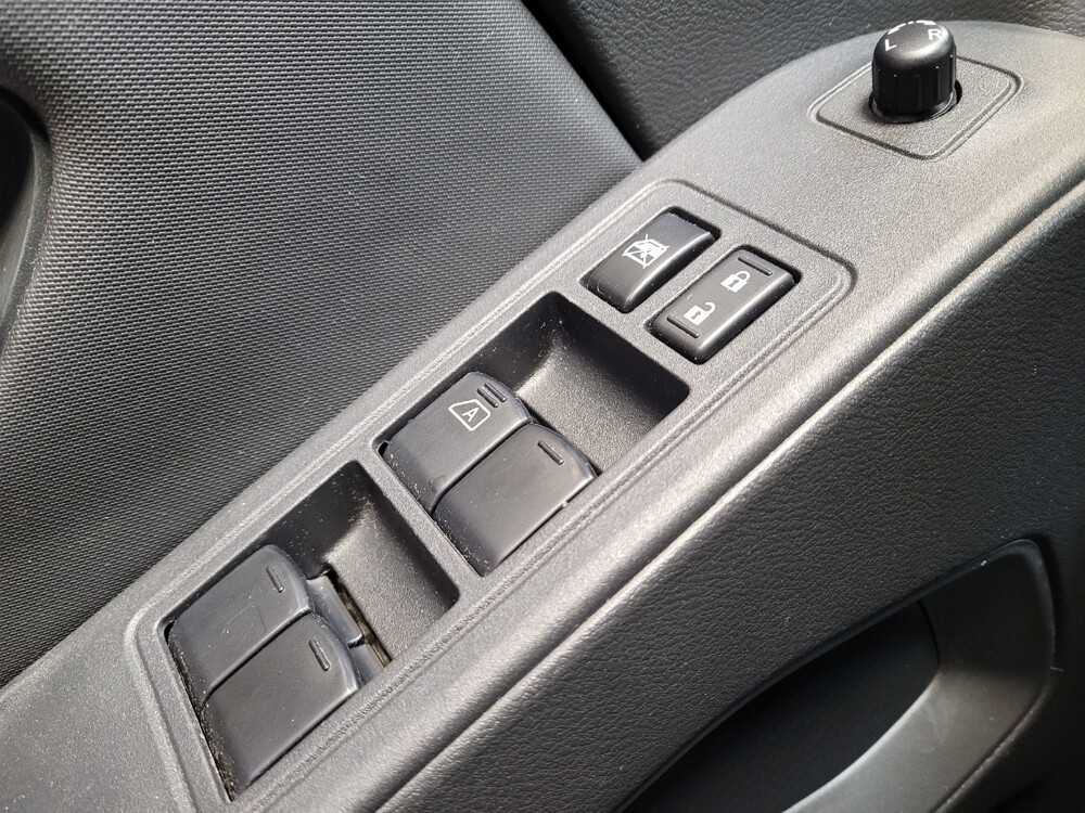 2022 Nissan Frontier in Riverside, CA 92504 - 18104251 27