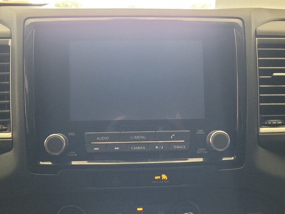 2022 Nissan Frontier in Riverside, CA 92504 - 18104251 25