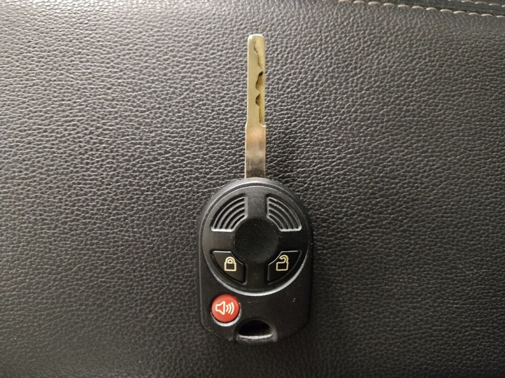 2018 Ford Escape in Knoxville, TN 37923 - 18104261 32