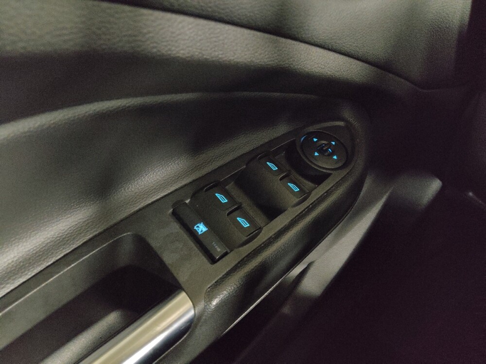 2018 Ford Escape in Knoxville, TN 37923 - 18104261 27