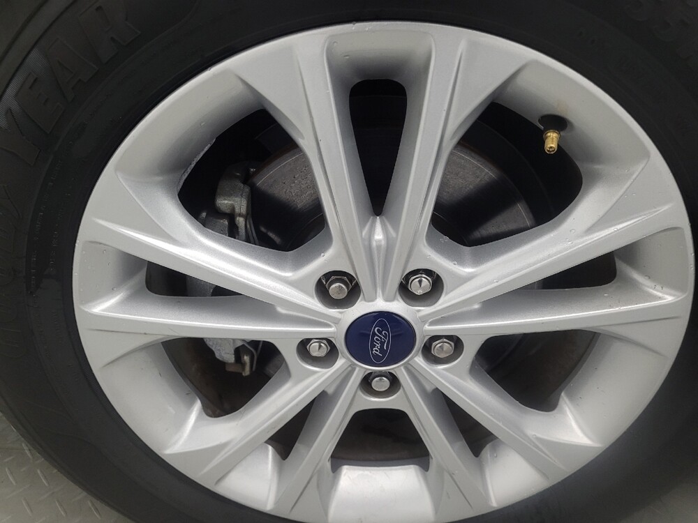 2018 Ford Escape in Knoxville, TN 37923 - 18104261 31