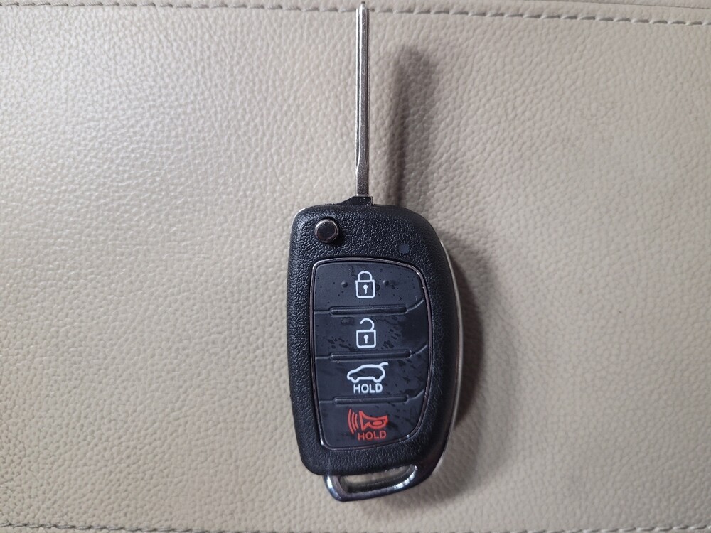 2017 Hyundai Sonata in Jackson, MS 39211 - 18104262 32