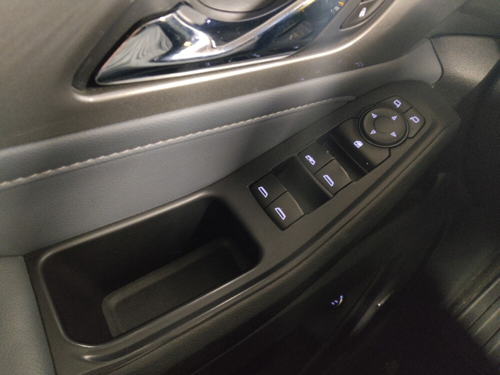 2020 Chevrolet Traverse in Marietta, GA 30062 - 18104270 27