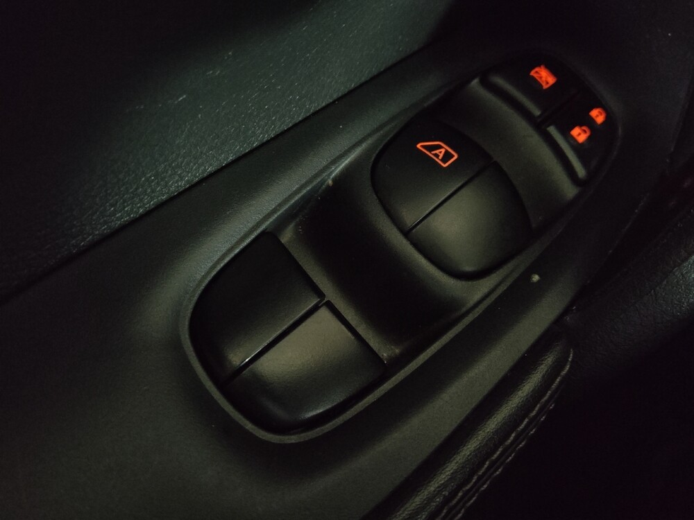 2019 Nissan Rogue in Union City, GA 30291 - 18104273 27