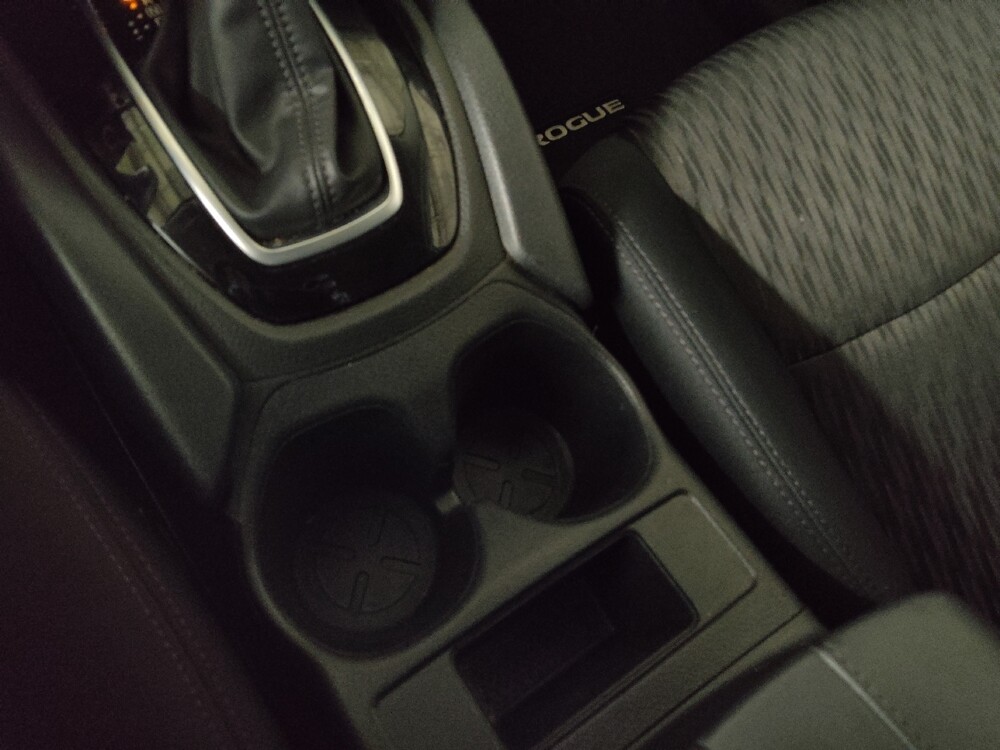 2019 Nissan Rogue in Union City, GA 30291 - 18104273 26