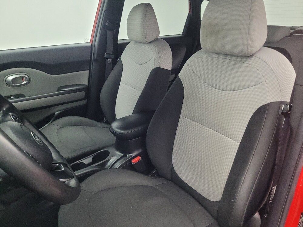 2019 Kia Soul in Columbus, GA 31909 - 18104274 17