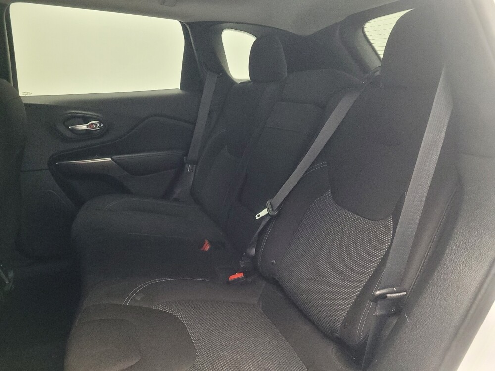 2019 Jeep Cherokee in Union City, GA 30291 - 18104277 18