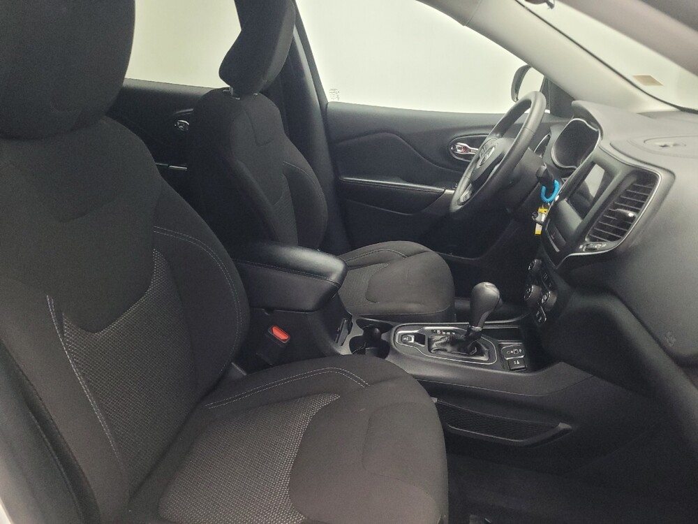 2019 Jeep Cherokee in Union City, GA 30291 - 18104277 21