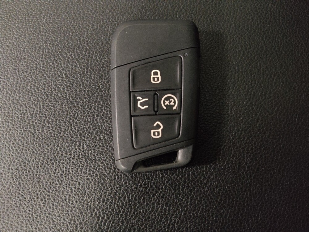 2025 Volkswagen Jetta in Union City, GA 30291 - 18104281 32