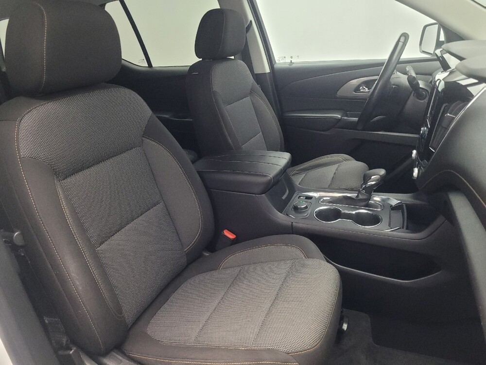 2021 Chevrolet Traverse in Union City, GA 30291 - 18104286 21