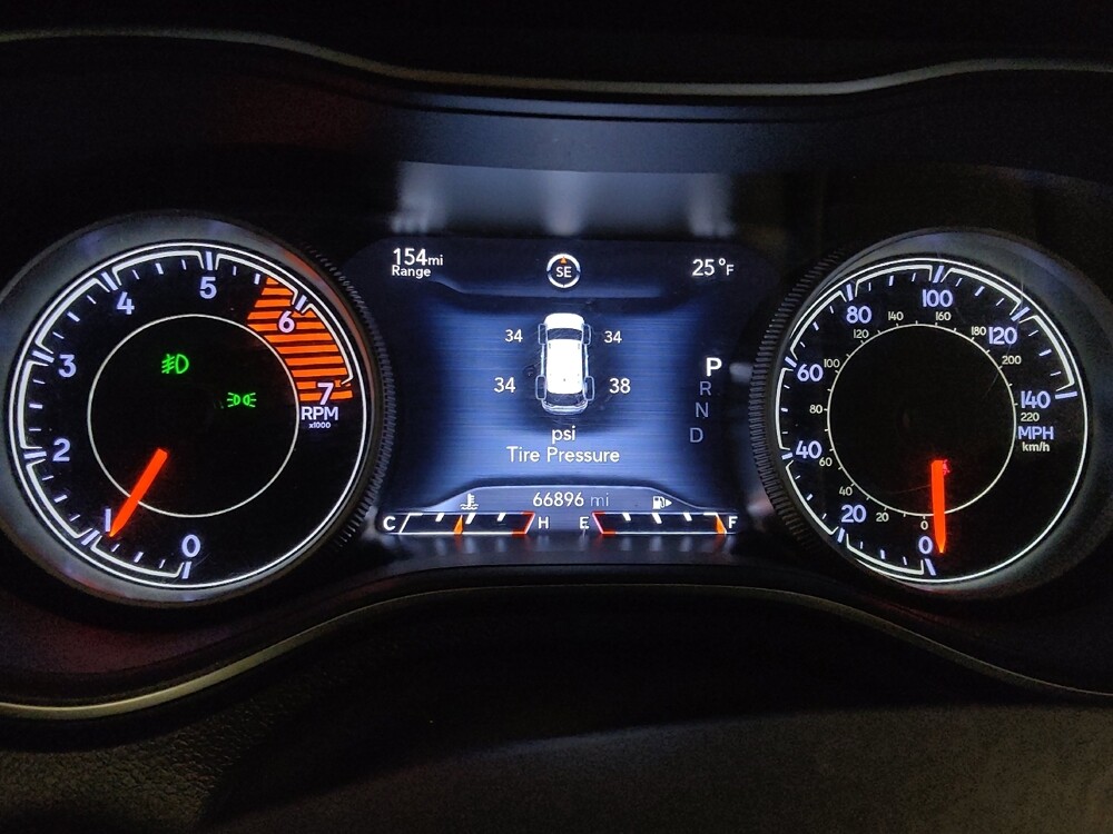 2019 Jeep Cherokee in Live Oak, TX 78233 - 18104289 23