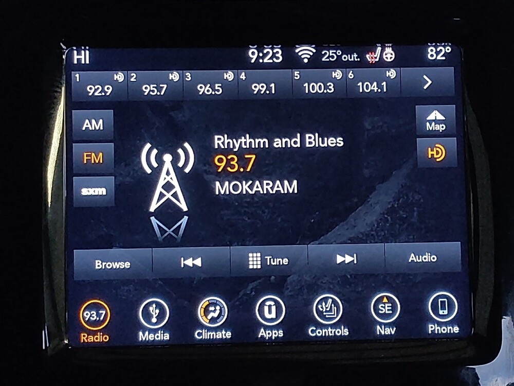 2019 Jeep Cherokee in Live Oak, TX 78233 - 18104289 25