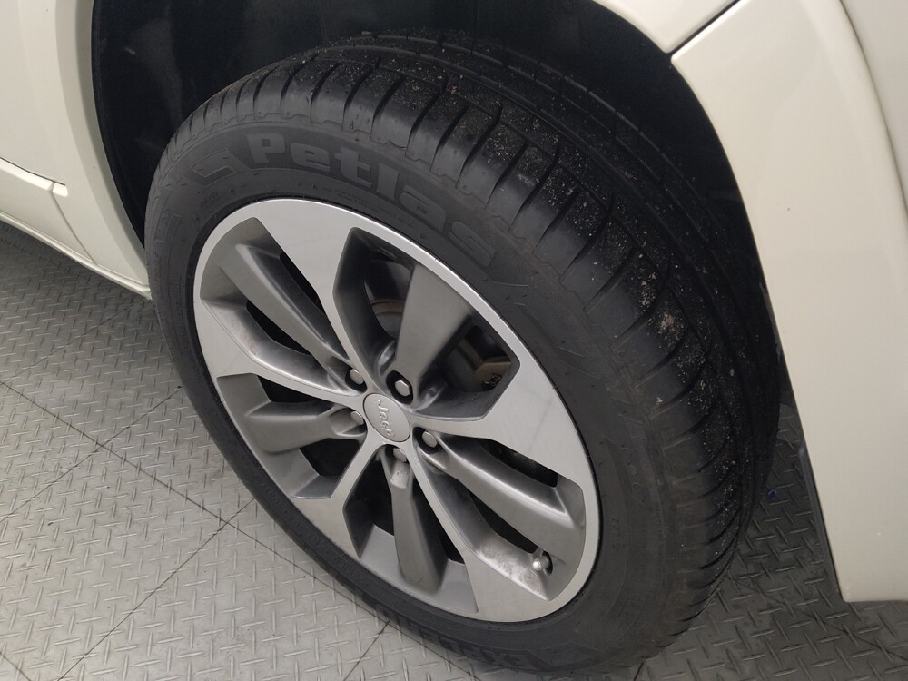 2019 Jeep Cherokee in Live Oak, TX 78233 - 18104289 31