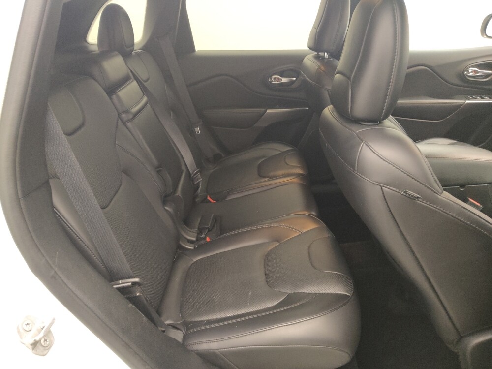 2019 Jeep Cherokee in Live Oak, TX 78233 - 18104289 19