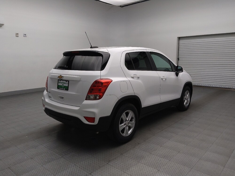 2021 Chevrolet Trax in Tulsa, OK 74145 - 18104296 9