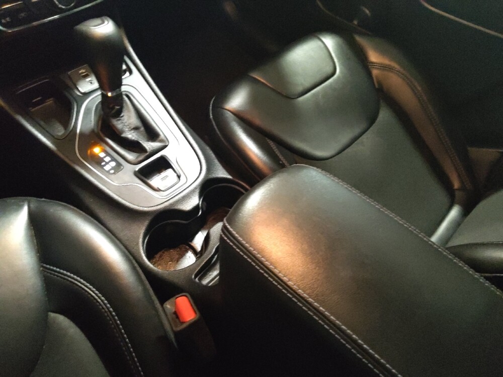 2019 Jeep Cherokee in Plano, TX 75074 - 18104300 26