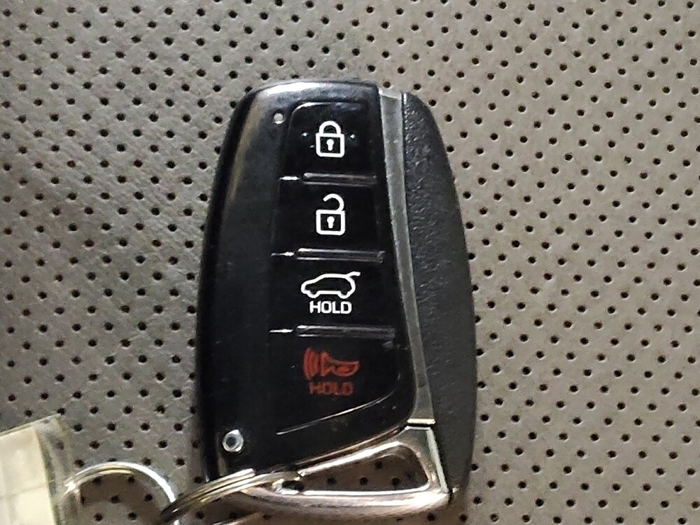 2017 Hyundai Santa Fe in Tulsa, OK 74145 - 18104301 32