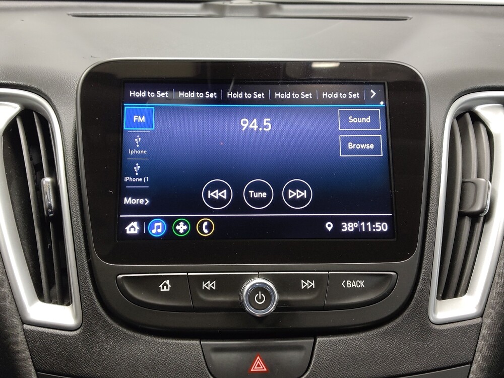 2019 Chevrolet Malibu in Plano, TX 75074 - 18104307 25