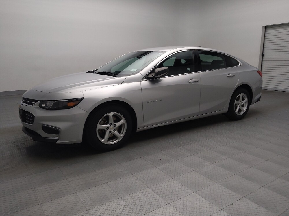 2018 Chevrolet Malibu in Arlington, TX 76011 - 18104318 2