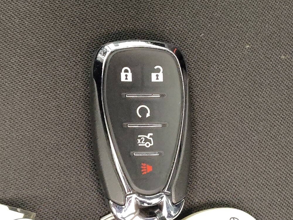 2018 Chevrolet Malibu in Arlington, TX 76011 - 18104318 32