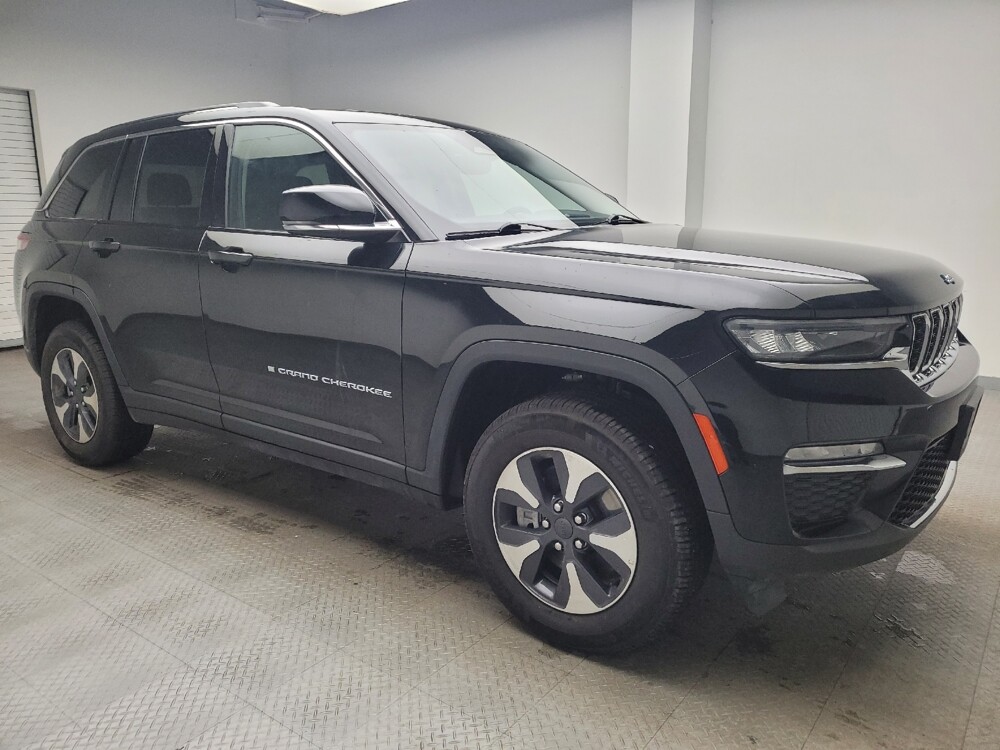 2024 Jeep Grand Cherokee in Taylor, MI 48180 - 18104321 11
