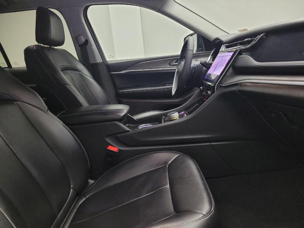 2024 Jeep Grand Cherokee in Taylor, MI 48180 - 18104321 21