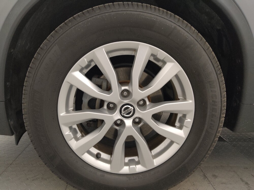 2018 Nissan Rogue in Charleston, SC 29414 - 18104322 31