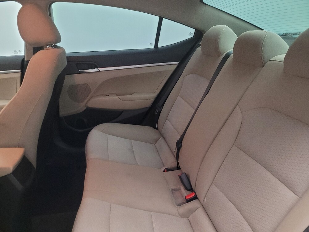 2019 Hyundai Elantra in Phoenix, AZ 85015 - 18104323 18