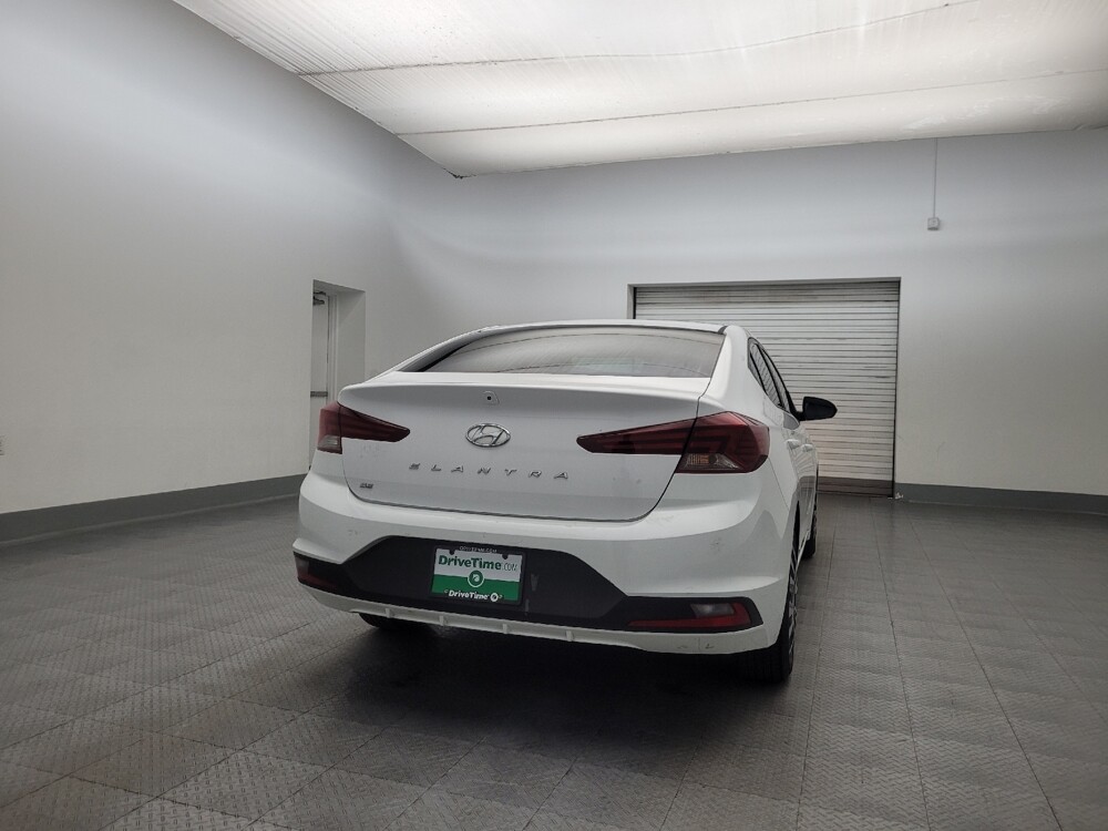 2019 Hyundai Elantra in Phoenix, AZ 85015 - 18104323 7