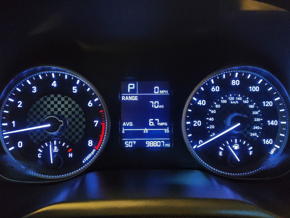 2019 Hyundai Elantra in Phoenix, AZ 85015 - 18104323 23