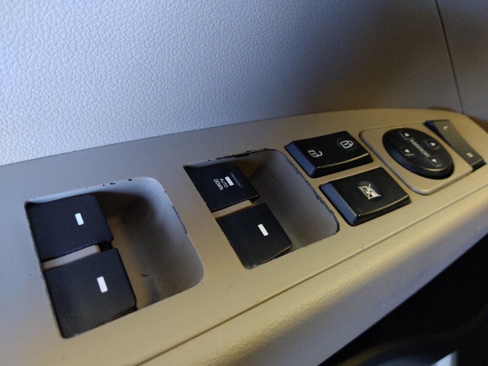 2019 Hyundai Elantra in Phoenix, AZ 85015 - 18104323 27