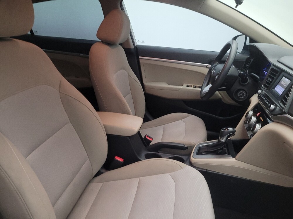 2019 Hyundai Elantra in Phoenix, AZ 85015 - 18104323 21