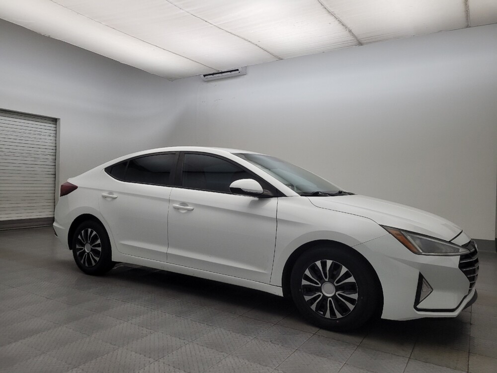 2019 Hyundai Elantra in Phoenix, AZ 85015 - 18104323 11