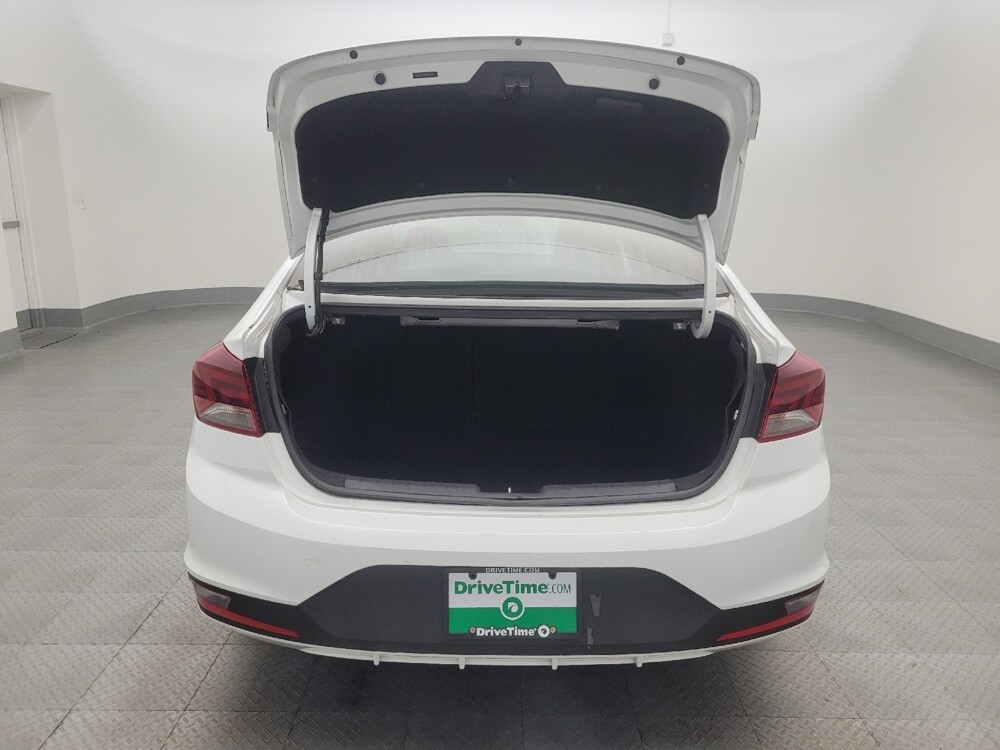 2019 Hyundai Elantra in Phoenix, AZ 85015 - 18104323 29