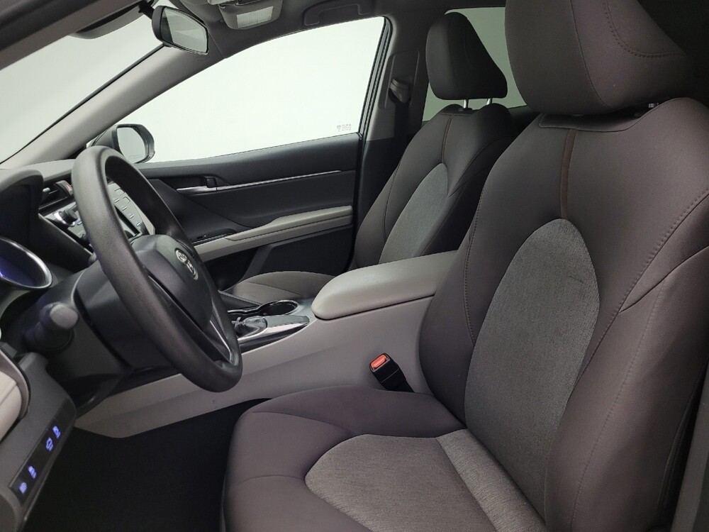 2019 Toyota Camry in Mesa, AZ 85210 - 18104327 17