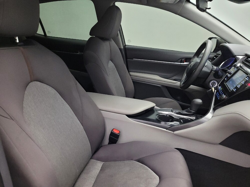 2019 Toyota Camry in Mesa, AZ 85210 - 18104327 21