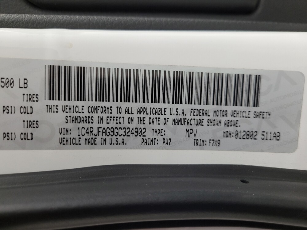 2016 Jeep Grand Cherokee in Albuquerque, NM 87123 - 18104336 33