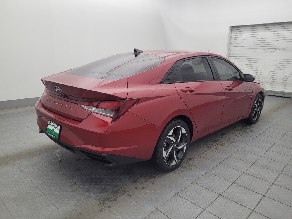 2023 Hyundai Elantra in Ocala, FL 34471 - 18104340 9