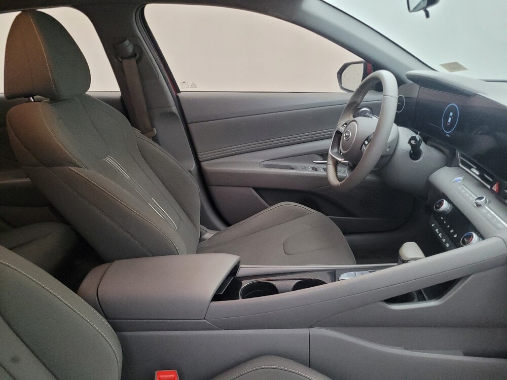 2023 Hyundai Elantra in Ocala, FL 34471 - 18104340 21