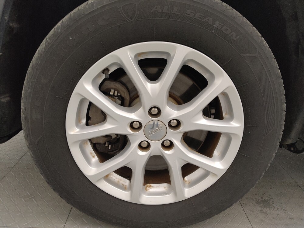 2018 Jeep Cherokee in Tallahassee, FL 32304 - 18104341 31